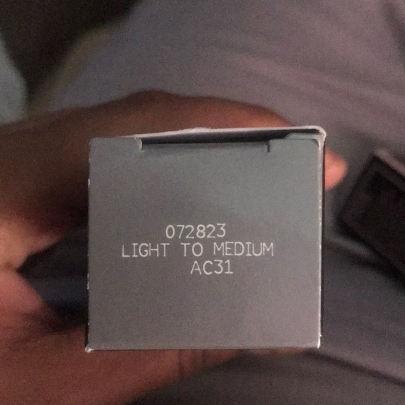 MARY KAY CC CREAM - Picture 3 of 5